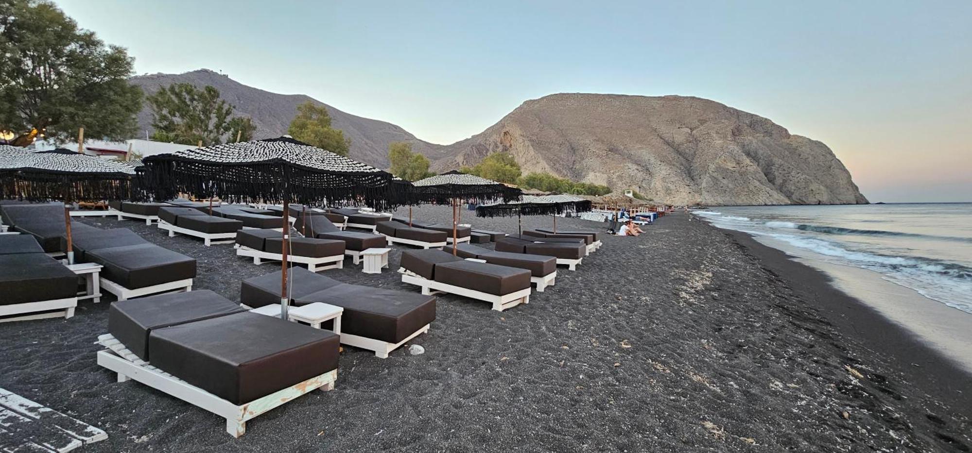 Pleasure Black Beach Perísza Kültér fotó